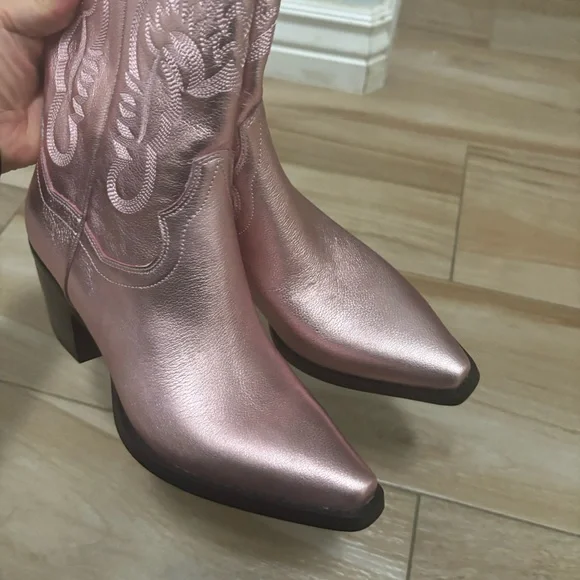 Jeffery Campbell Dagget in Pink Metallic - Picture 9 of 12